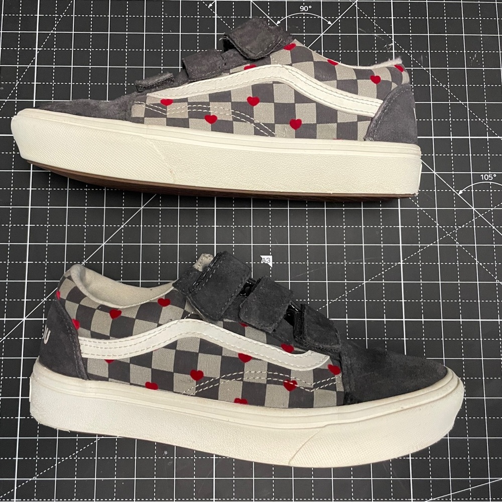 Vans x Autism Awareness comfycush Old Skool Velcro size 4.5Y